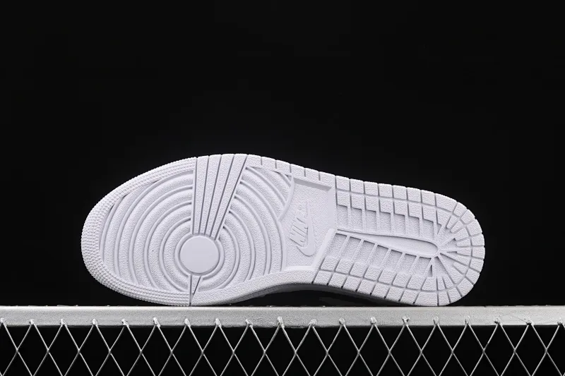 All categories Air Jordan Jordan series basketball shoes Air Jordan 1 Low Air Jordan 1 Low AJ1 Joe 1 low top Yin Yang first layer cultural leisure sports shoes 553560-103